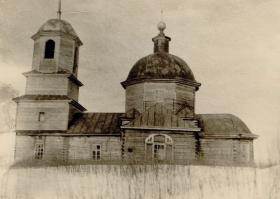 Вышний Даймин. Церковь Михаила Архангела
