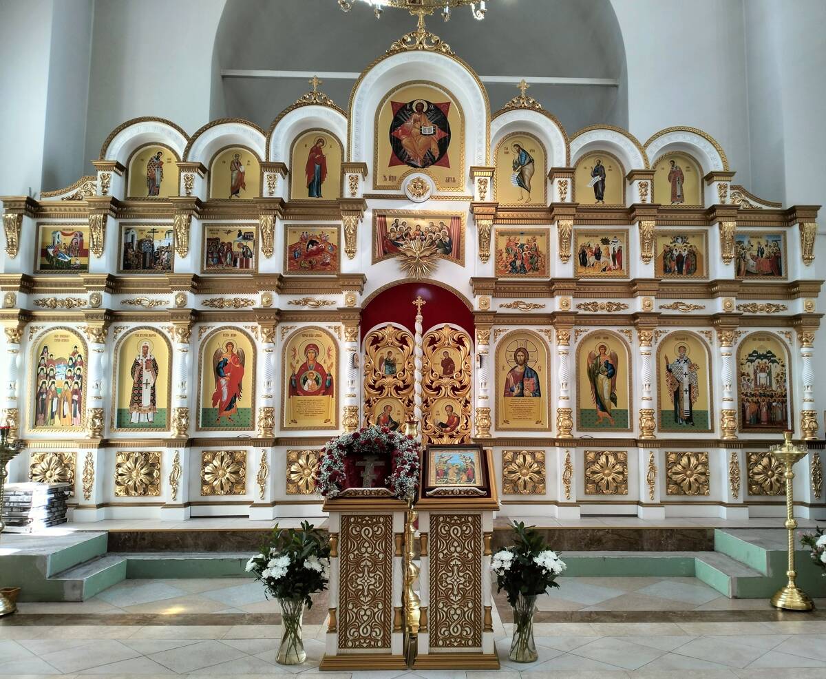 Церковь Николая Чудотворца, Мочище, дачный посёлок (Новосибирский район, Новосибирская область). интерьер и убранство, Иконостас
