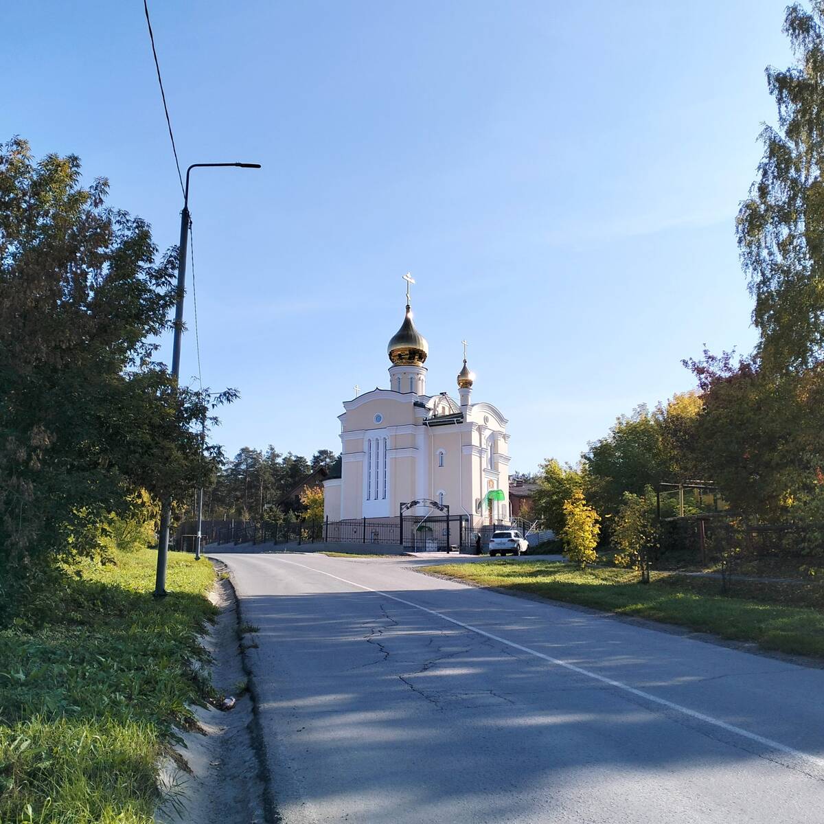 Церковь Николая Чудотворца, Мочище, дачный посёлок (Новосибирский район, Новосибирская область). фасады, Вид со стороны посёлка