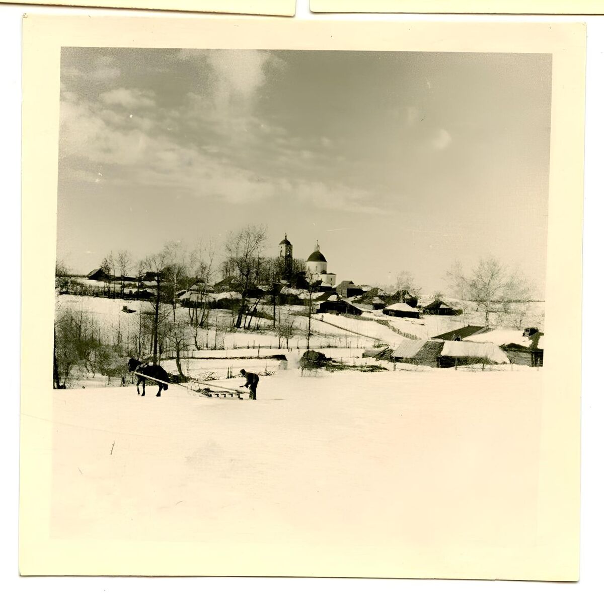 Вознесенье. Церковь Вознесения Господня. архивная фотография, Храм в ландшафте села. Фото 1942 г. с аукциона e-bay.de