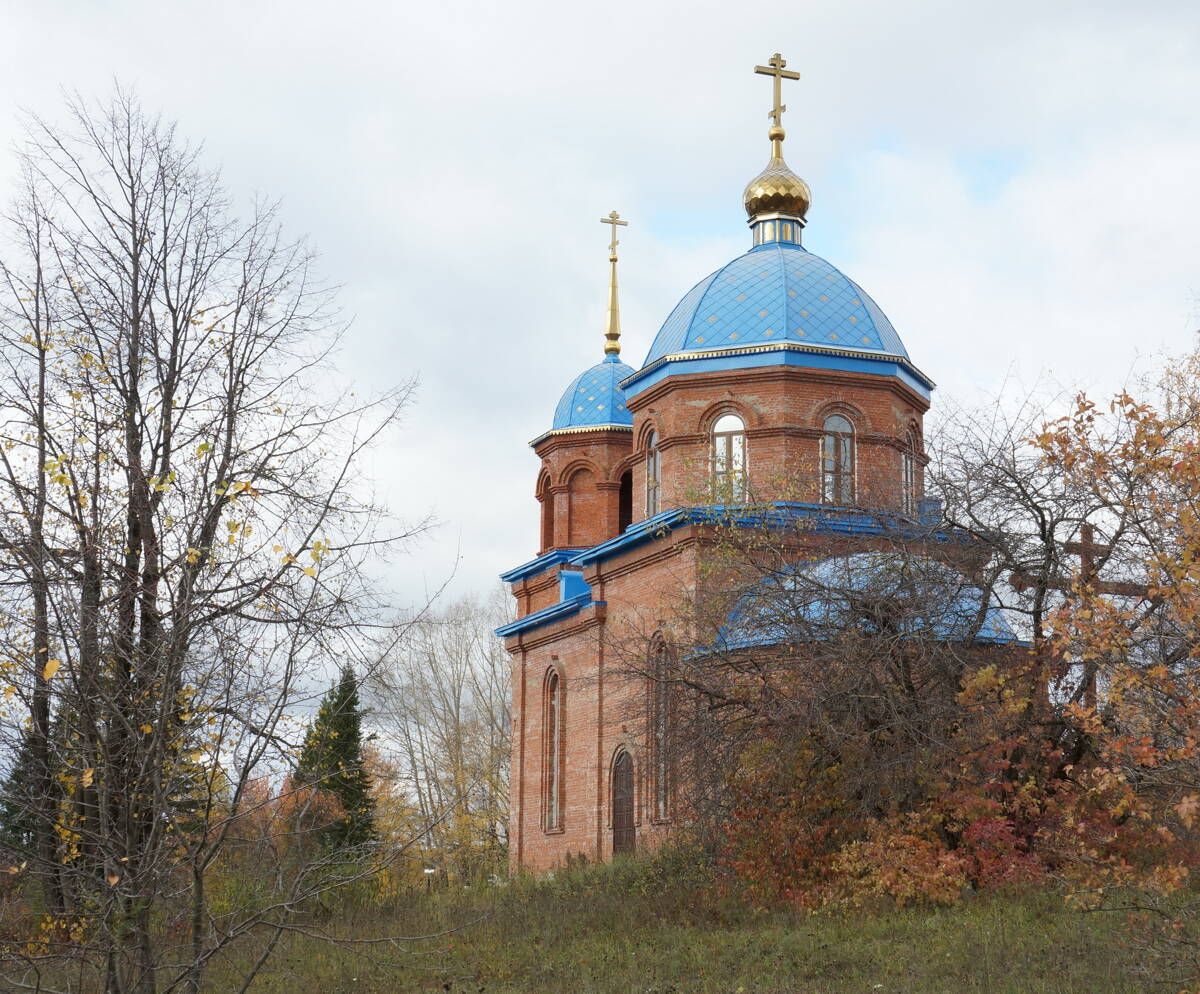 Горнозаводск. Церковь Почаевской иконы Божией Матери. фасады, Вид с юго-восточной стороны