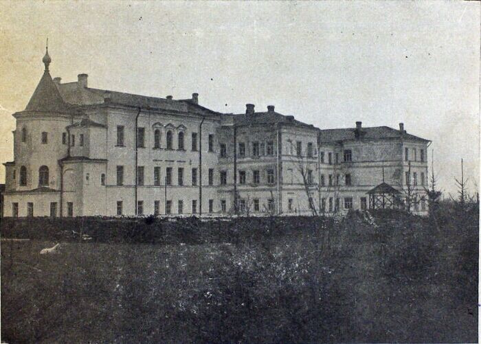 Домовая церковь Иоанна Богослова при (церковно-учительской) школе, Богословское (Ясногорский район, Тульская область). архивная фотография, Фото из книги М.Н. Руднева 