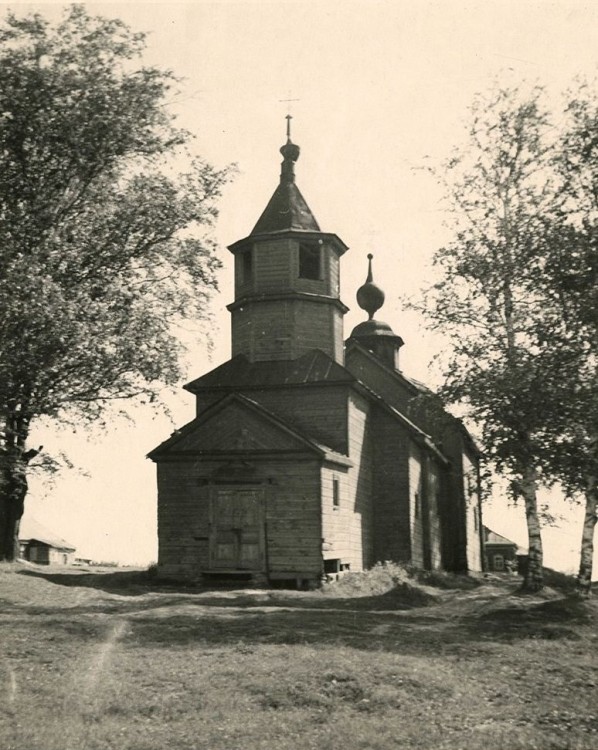 Церковь Благовещения Пресвятой Богородицы (старая), Благовещенье (Сергиево-Посадский городской округ, Московская область). архивная фотография, 1950-1970 г. г. Направление съемки: восток