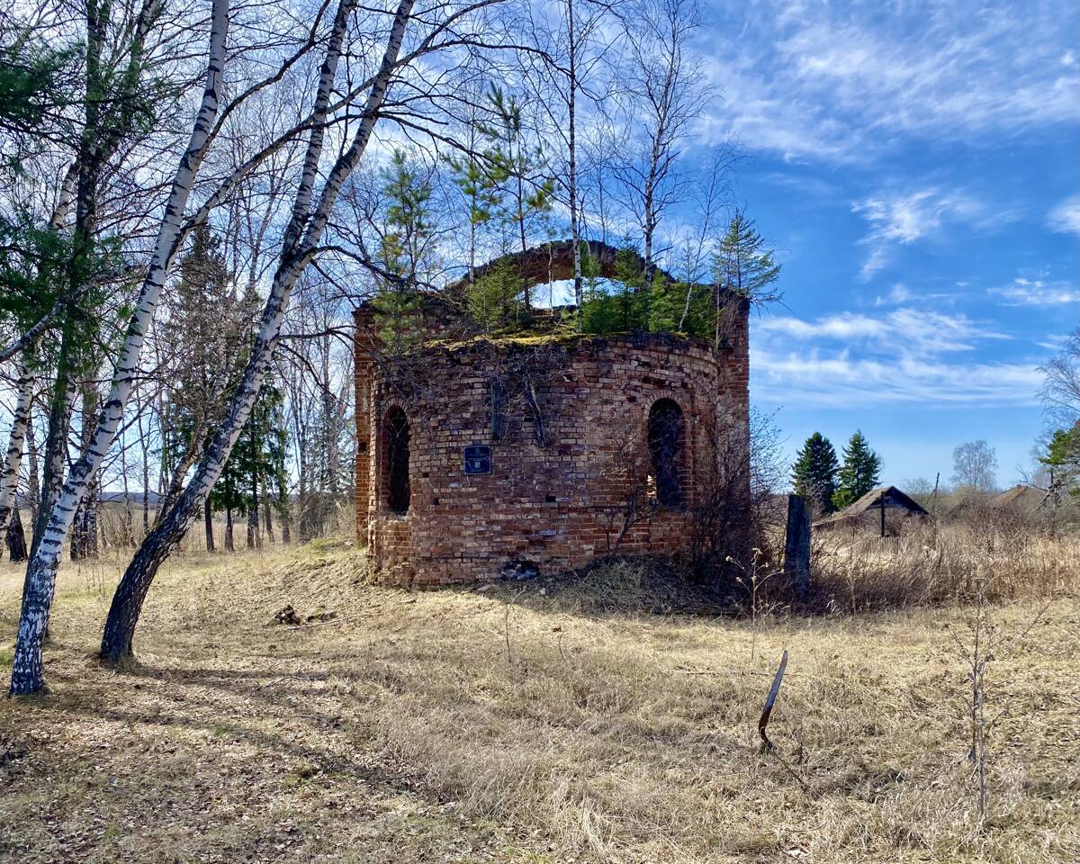 Церковь Михаила Архангела, Курбатово (Балахтинский район, Красноярский край). фасады, Вид с востока