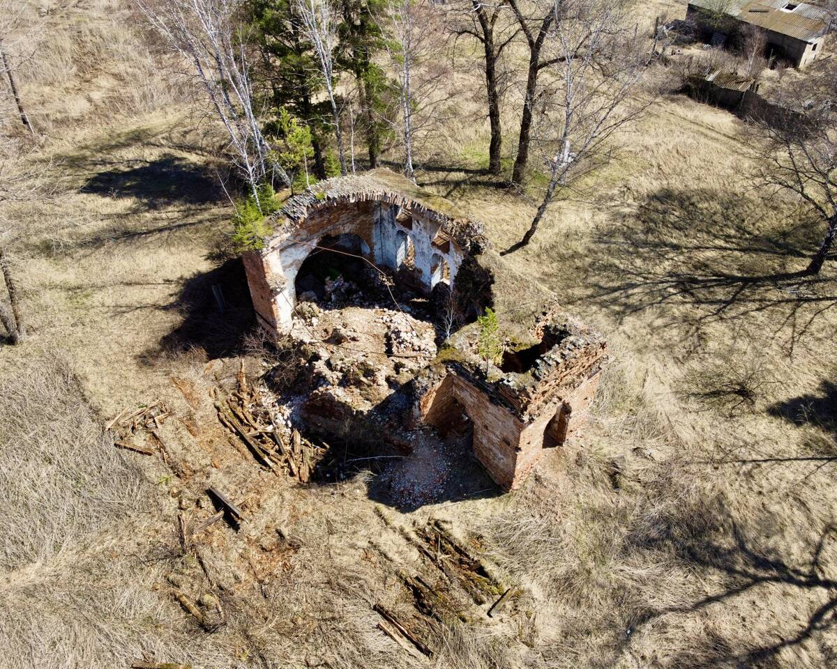 Церковь Михаила Архангела, Курбатово (Балахтинский район, Красноярский край). архитектурные детали, Сверху
