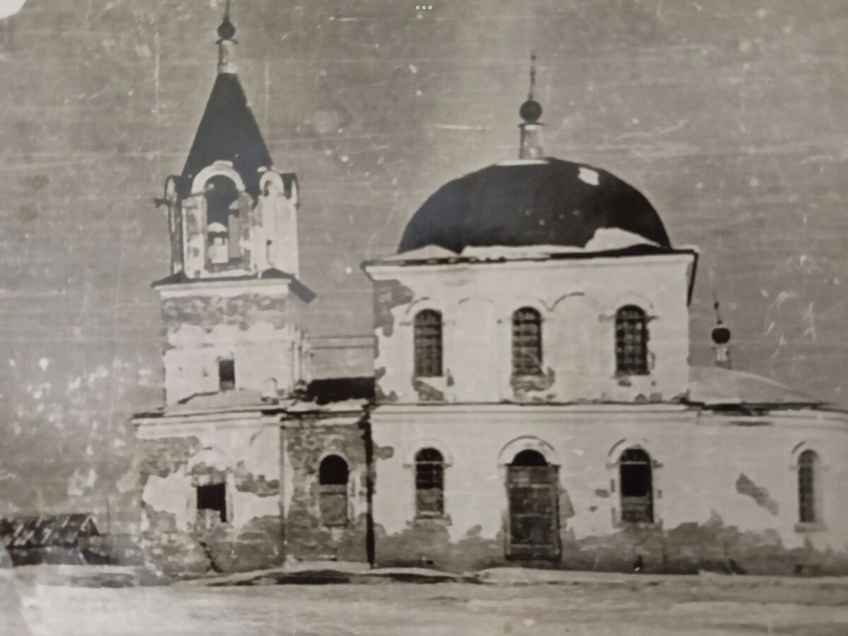 Церковь Казанской иконы Божией Матери, Тюльково (Балахтинский район, Красноярский край). архивная фотография, Фото середина ХХ в. https://ok.ru/group/51179247239257/album/51955696664665/984402687065