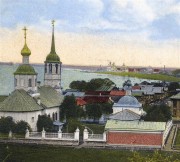 Храмовый комплекс. Церкви Бориса и Глеба и Димитрия Ростовского, Церковь Бориса и Глеба - слева, вид с северо-востока. Дореволюционная открытка. с сайта http://www.rostmuseum.ru/Sections/Showplace/2296<br>, Ростов Великий, Ростовский район, Ярославская область