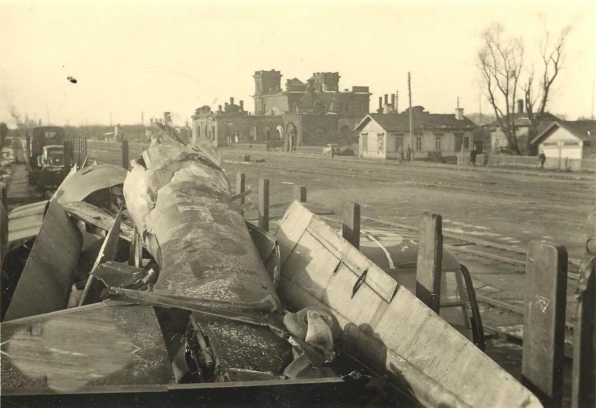 архивная фотография. Часовня Николая Чудотворца при вокзале (старая), Старая Русса (Старорусский район, Новгородская область)