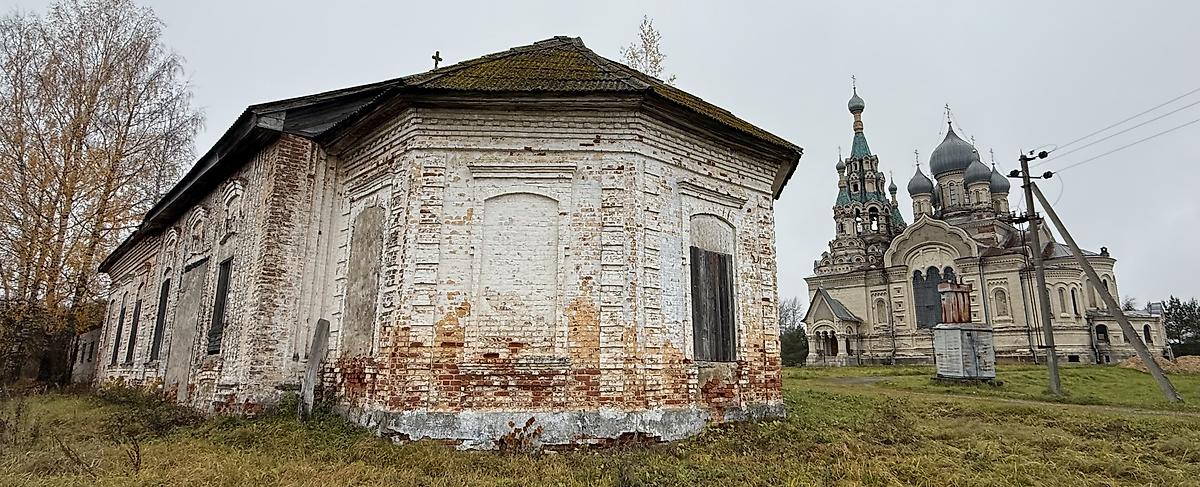 Вид с юго-востока, общий вид в ландшафте. Храмовый комплекс. Церкви Успения Пресвятой Богородицы и Спаса Нерукотворного Образа, Кукобой (Первомайский район, Ярославская область)