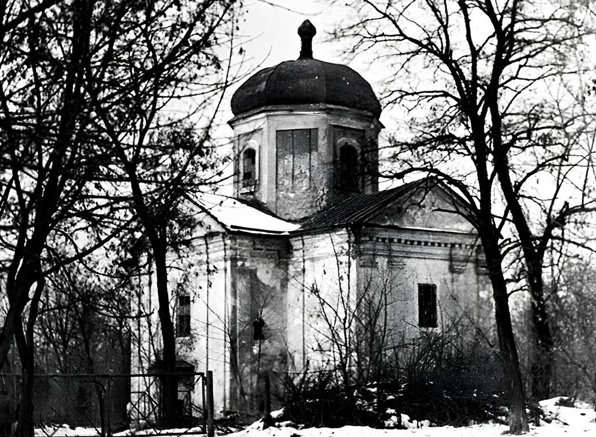 Церковь Всех Святых, Каменец-Подольский (Каменец-Подольский район, Украина, Хмельницкая область). архивная фотография, Вид храма до его передачи католикам. Фото 1960-х годов из приходского архива