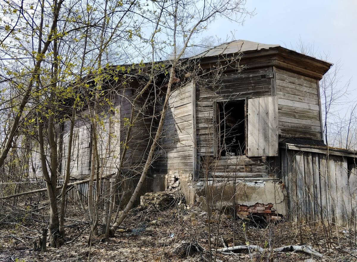 Церковь Покрова Пресвятой Богородицы, Красная Поляна (Лукояновский район, Нижегородская область). фасады