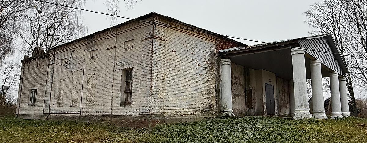 Вид с юго-востока, фасады. Церковь Михаила Архангела, Плещеево (Гаврилов-Ямский район, Ярославская область)