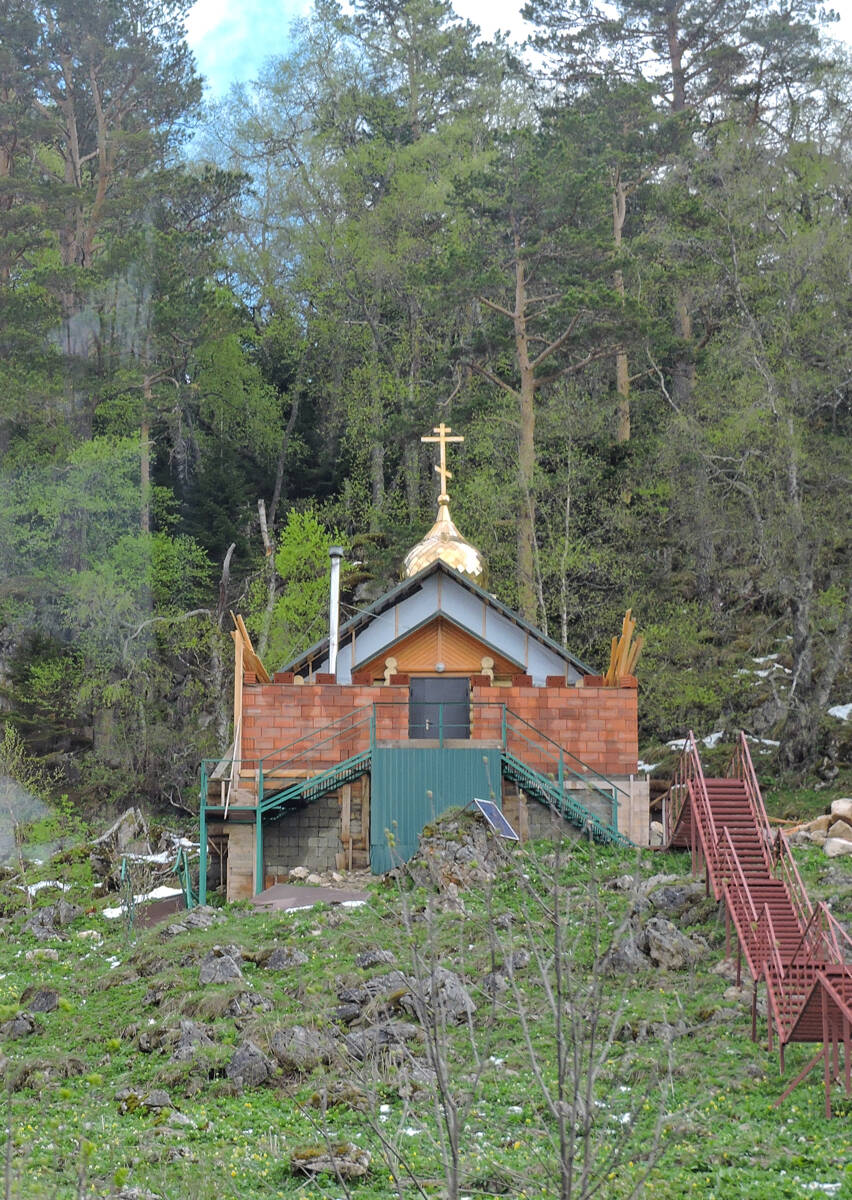 Церковь Алексия царевича, Лаго-Наки (Апшеронский район, Краснодарский край). документальные фотографии