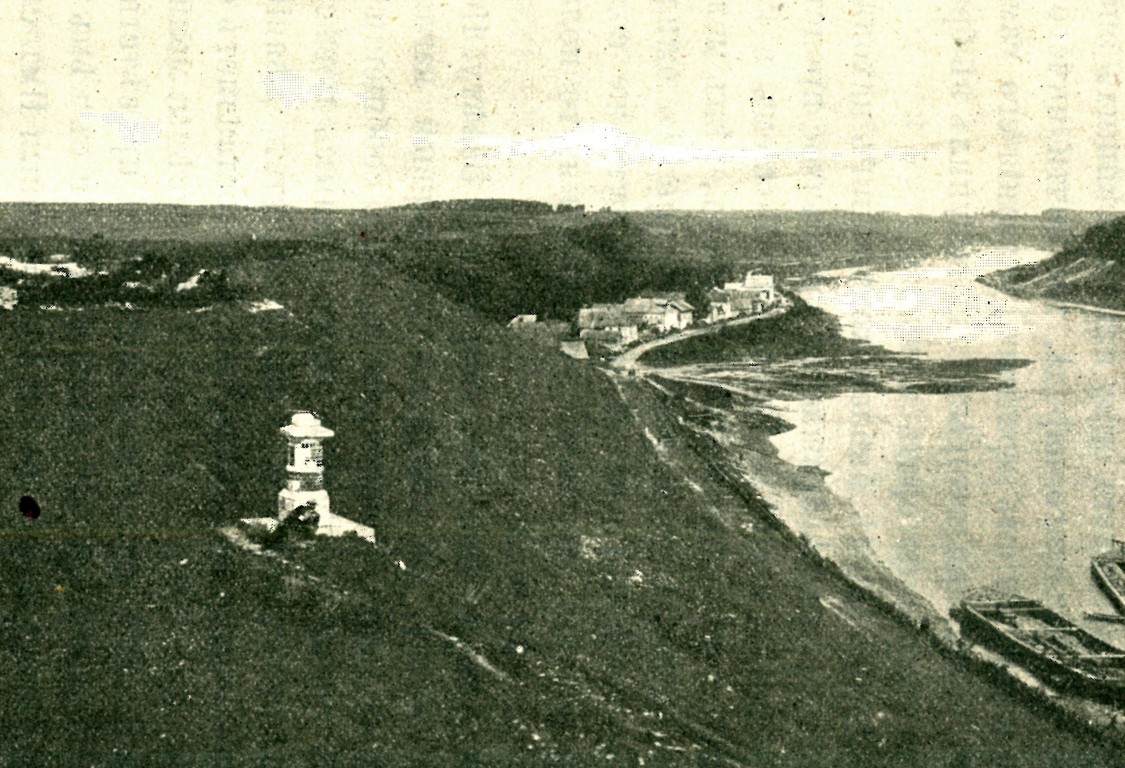 Собор Бориса и Глеба (старый), Старица (Старицкий район, Тверская область). архивная фотография, Утраченный голубец на месте предыдущего собора. Фото из журнала 