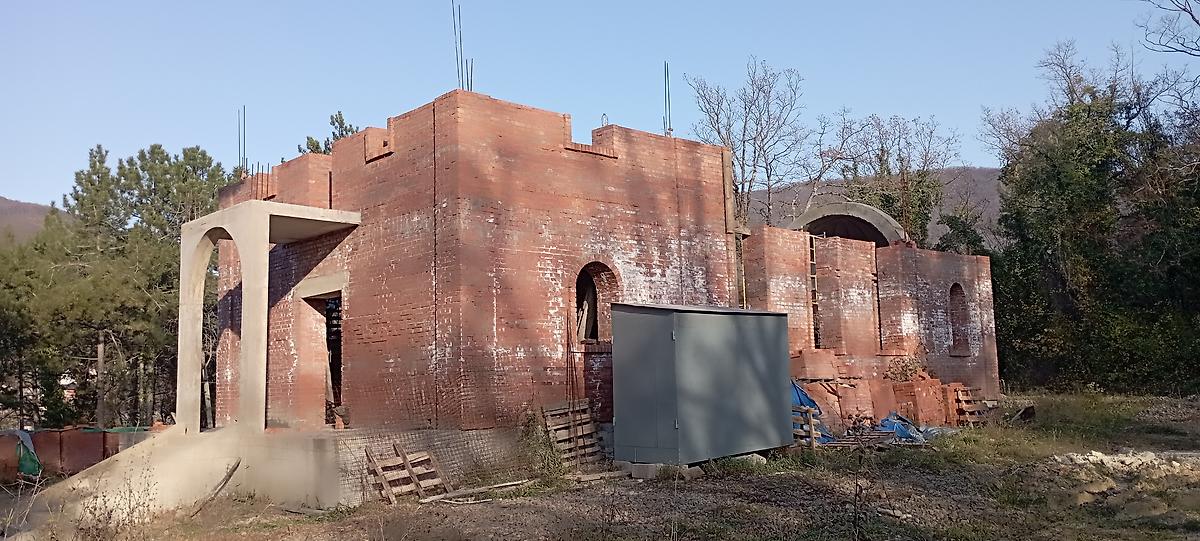 документальные фотографии. Церковь Симона Кананита (строящаяся), Дзеберкой (Туапсинский район, Краснодарский край)