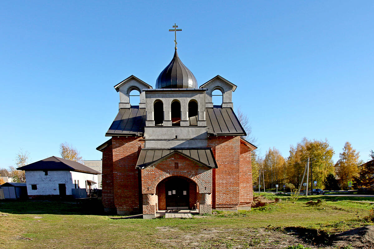 Церковь Ксении Петербургской (новая), Приладожский (Кировский район, Ленинградская область). документальные фотографии