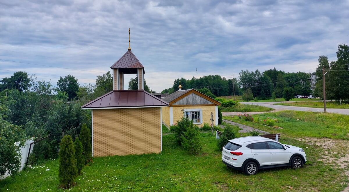 Церковь Иоанна Кронштадтского, Молодцово (Кировский район, Ленинградская область). общий вид в ландшафте