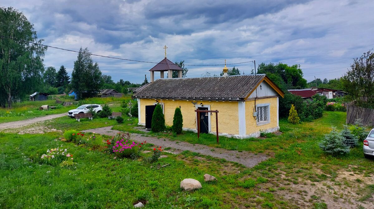Церковь Иоанна Кронштадтского, Молодцово (Кировский район, Ленинградская область). общий вид в ландшафте