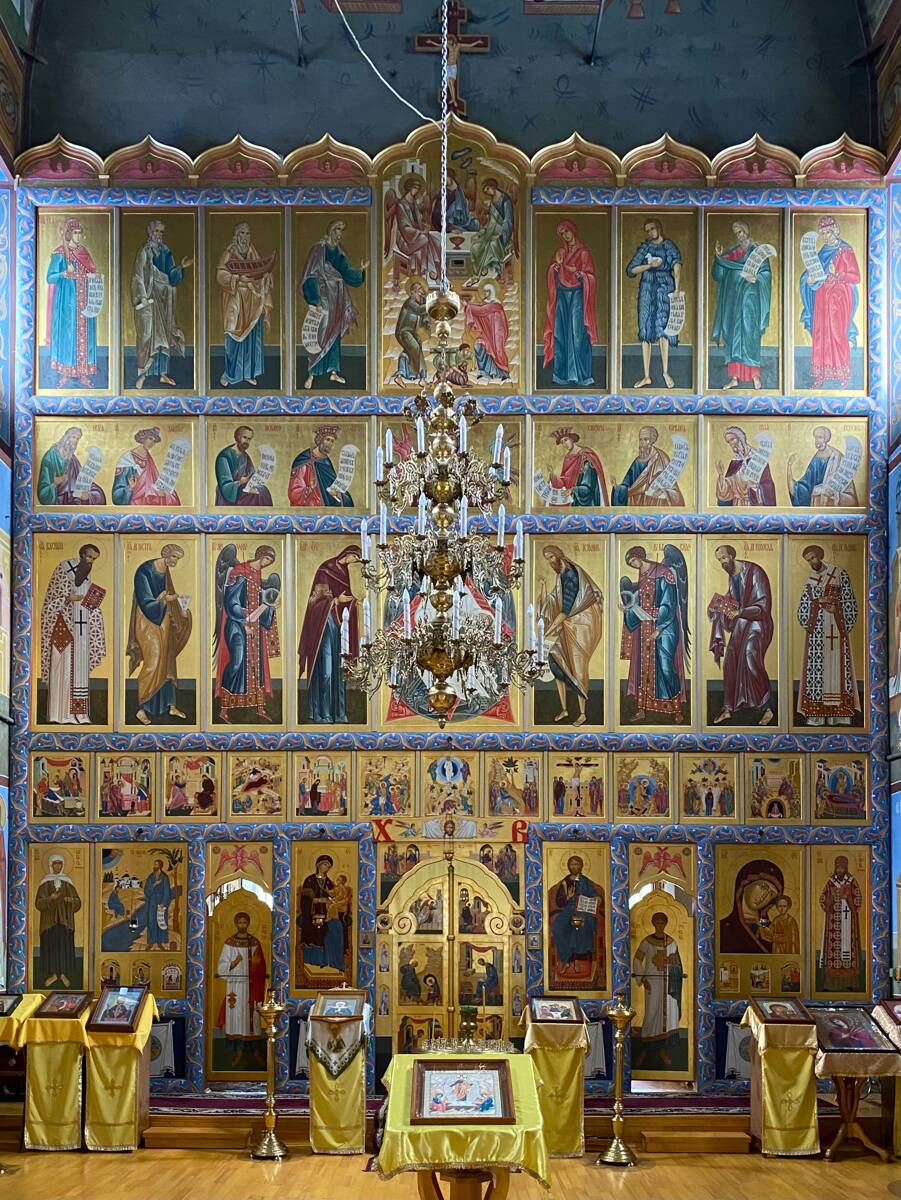 Церковь Казанской иконы Божией Матери, Верхотор (Ишимбайский район, Республика Башкортостан). интерьер и убранство, Главный иконостас