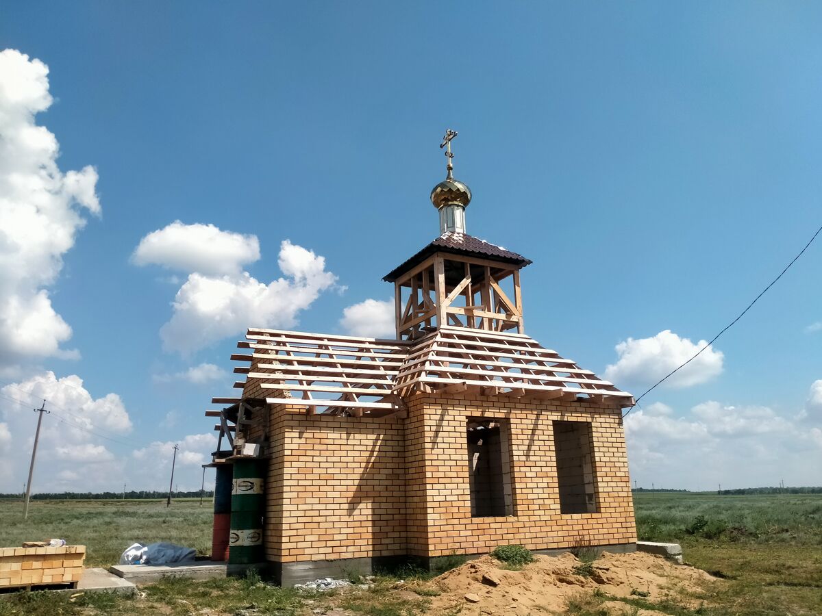 Церковь Преображения Господня (строящаяся), Яман (Илекский район, Оренбургская область). общий вид в ландшафте