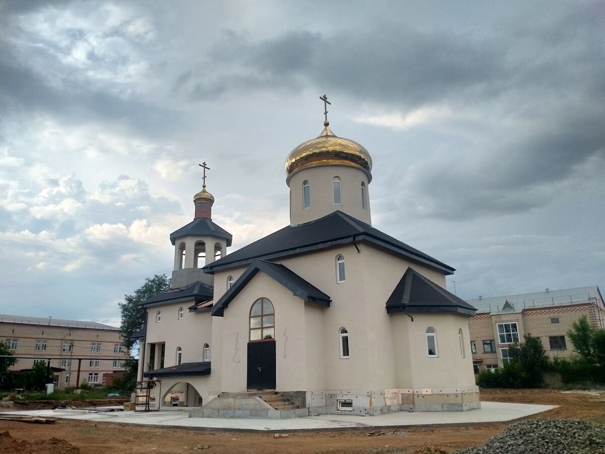 Церковь Воздвижения Креста Господня (новая), Тоцкое (Тоцкий район, Оренбургская область). фасады