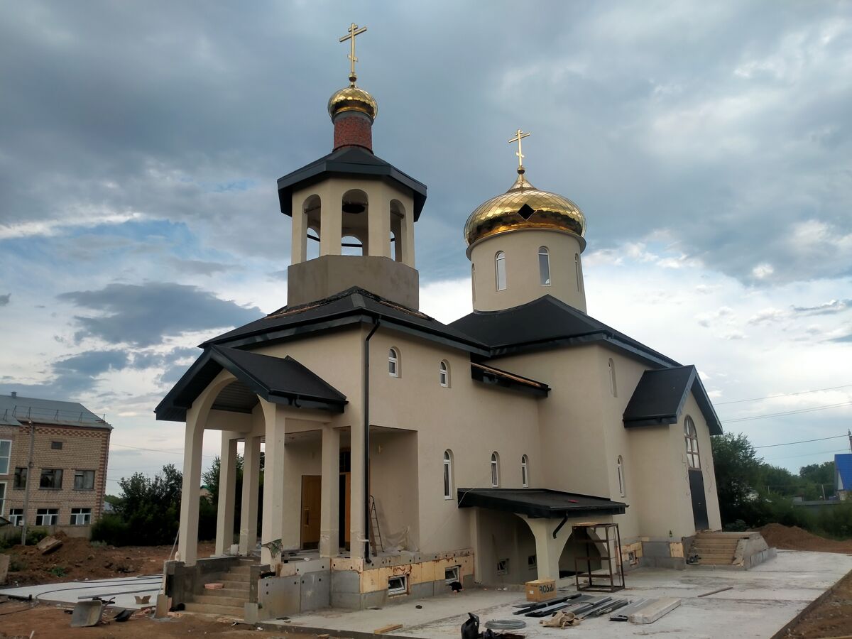 Церковь Воздвижения Креста Господня (новая), Тоцкое (Тоцкий район, Оренбургская область). фасады