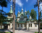 Церковь Сошествия Святого Духа в Комарове (новая), Южный фасад<br>, Санкт-Петербург, Санкт-Петербург, Курортный район, г. Санкт-Петербург