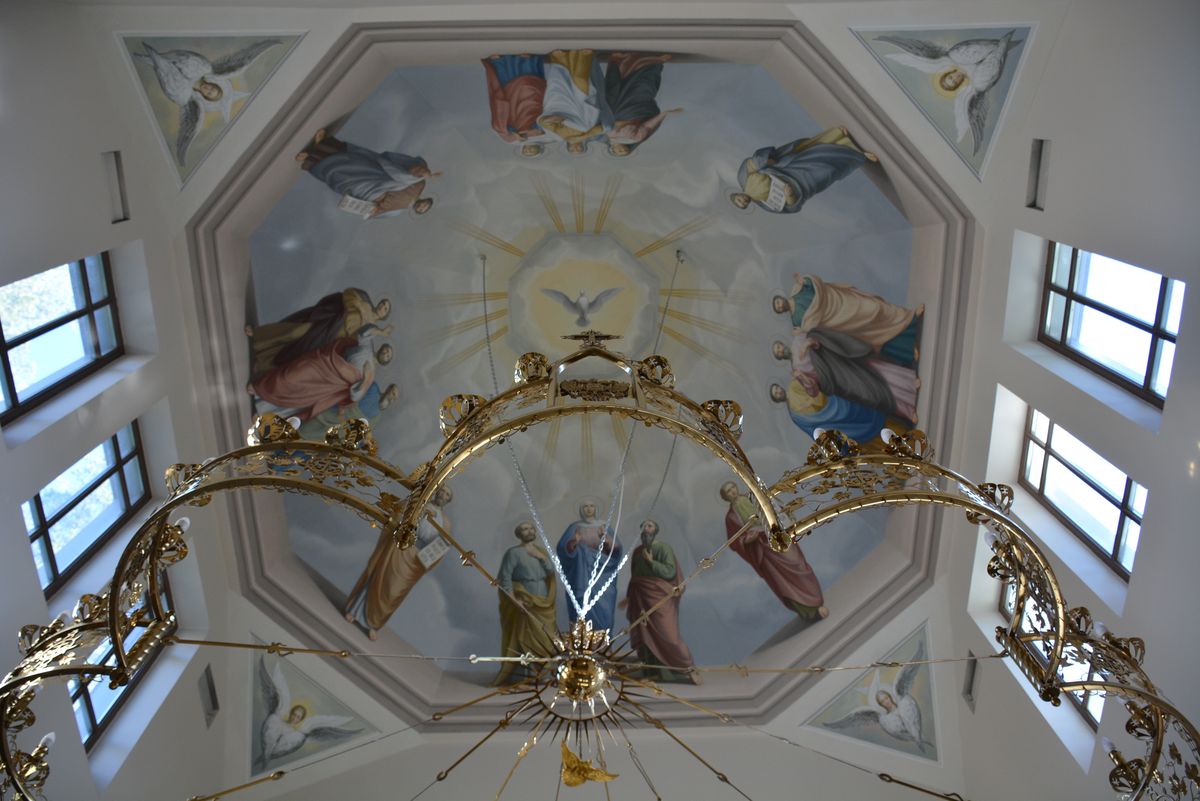 Церковь Сошествия Святого Духа в Комарове (новая), Комарово (Санкт-Петербург, Курортный район, г. Санкт-Петербург). интерьер и убранство