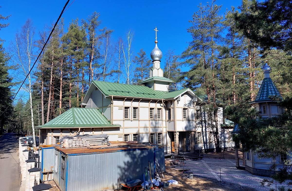 дополнительная информация. Церковь Сошествия Святого Духа в Комарове (новая), Комарово (Санкт-Петербург, Курортный район, г. Санкт-Петербург)