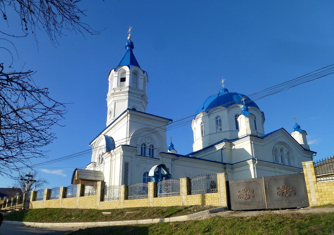 Церковь Михаила Архангела, Будешты (Кишинёв, Молдова). фасады