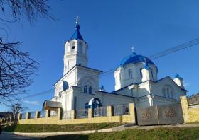 Будешты. Церковь Михаила Архангела