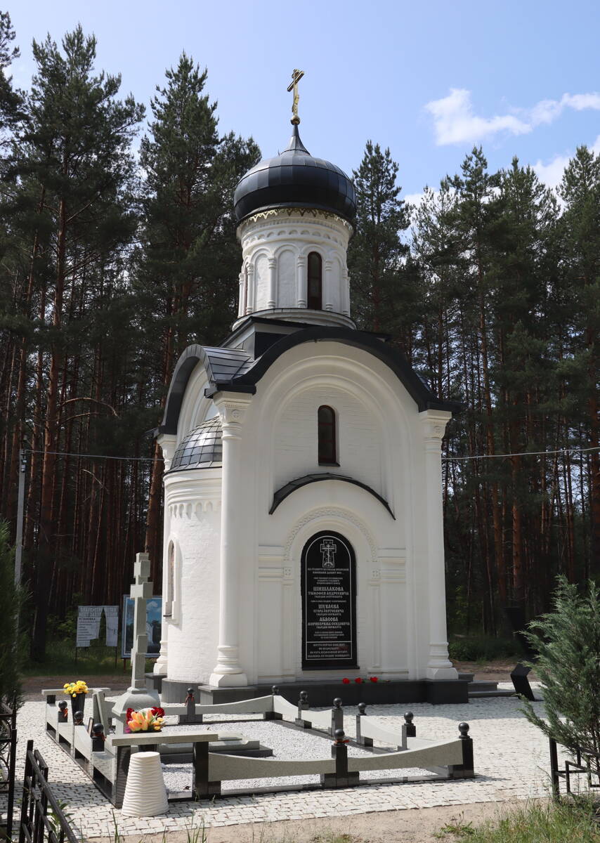 Часовня Тимофея апостола, Аббакумово (Петушинский район, Владимирская область). общий вид в ландшафте, Вид с северо-востока