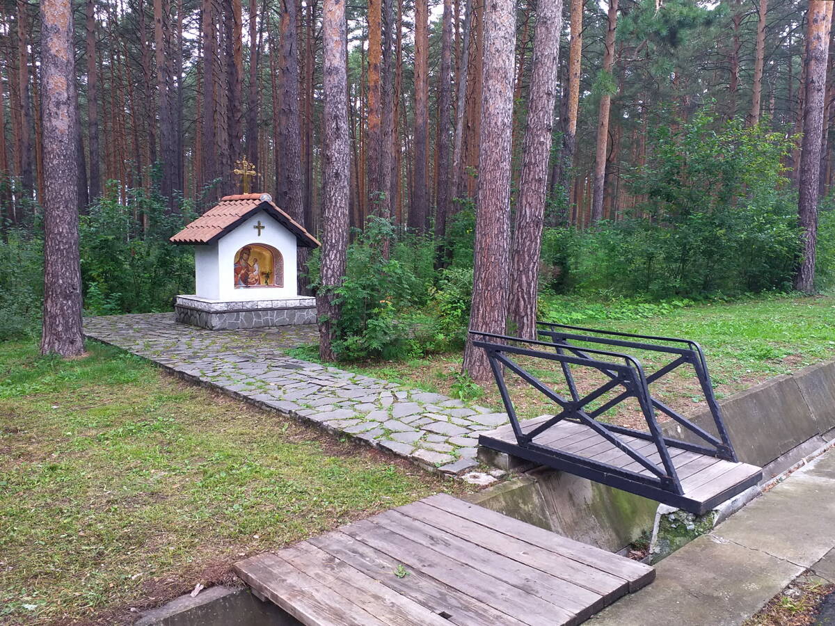 Неизвестная часовня, Сысерть (Сысертский район (Сысертский ГО и Арамильский ГО), Свердловская область). фасады