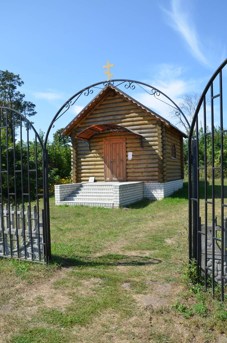 Часовня Анны Праведной на Совхозном кладбище, Стародуб (Стародубский район и г. Стародуб, Брянская область). фасады