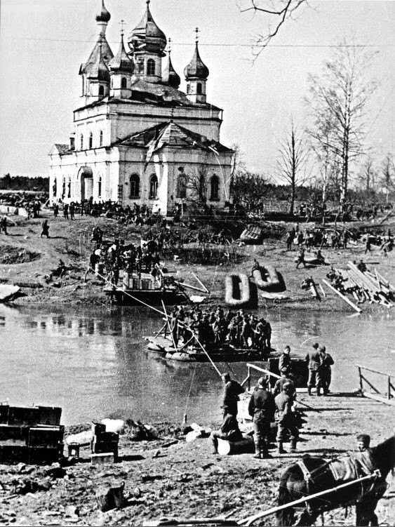 Большие Горбы, архивная фотография. Церковь Николая Чудотворца, Большие Горбы, урочище (Старорусский район, Новгородская область)