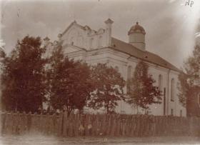 Островец. Церковь Космы и Дамиана