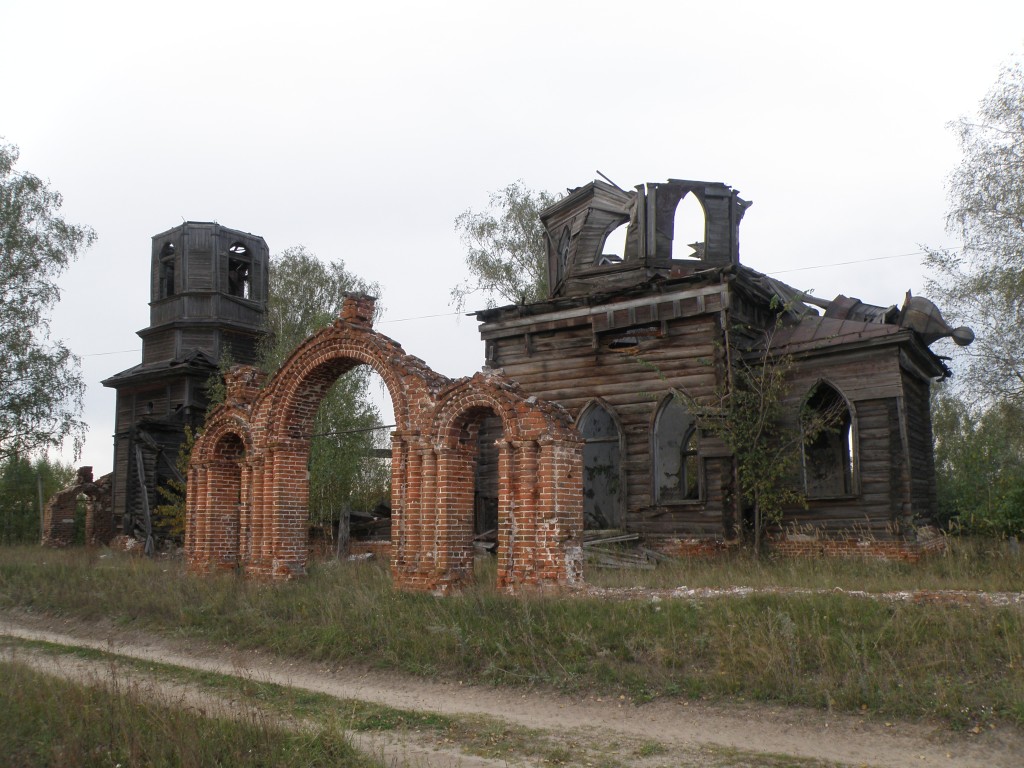 Церковь Троицы Живоначальной (старая), Полдеревка (Выкса, ГО, Нижегородская область). фасады