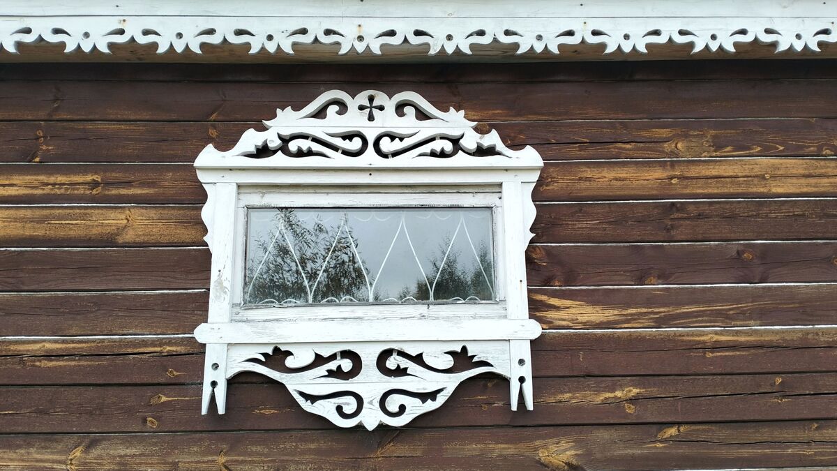Часовня Феодора Стратилата, Салехард (Салехард, город, Ямало-Ненецкий автономный округ). архитектурные детали, Южное окно