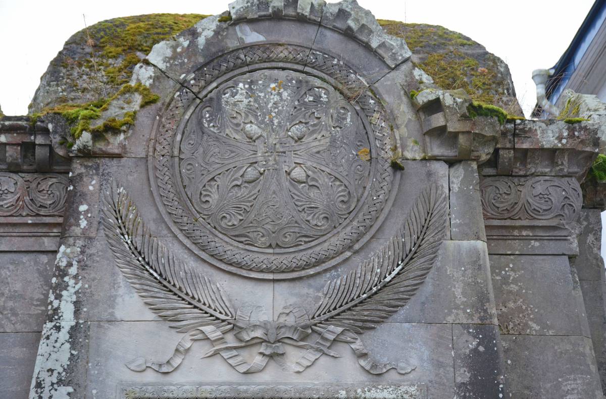 Иоанно-Богословский Череменецкий мужской монастырь. Часовня-усыпальница А.Ф. Половцовой, Череменец (Лужский район, Ленинградская область). архитектурные детали