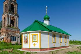 Иванисово. Церковь Двенадцати апостолов
