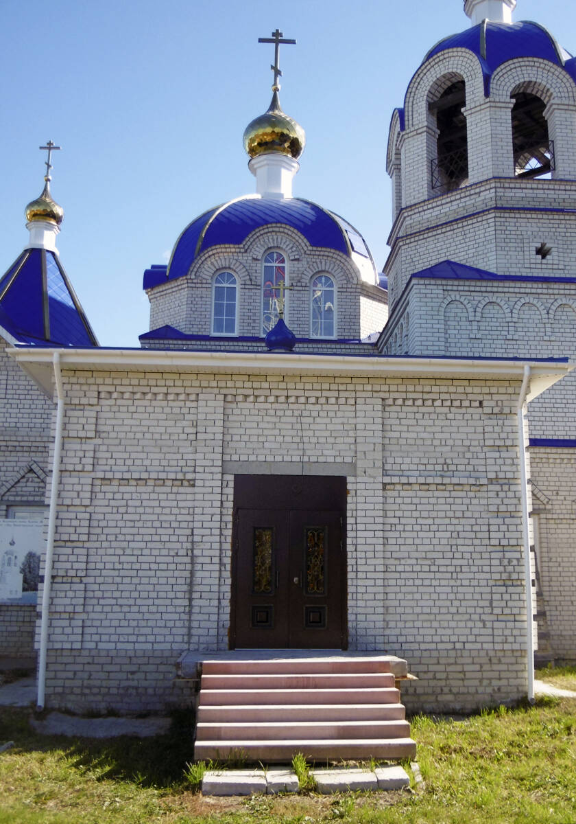 Церковь Казанской иконы Божией Матери, Линда (Бор, ГО, Нижегородская область). архитектурные детали, Вход на закрытую паперть пред главными вратами в церковь