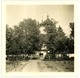 Кындешти. Церковь Михаила и Гавриила Архангелов