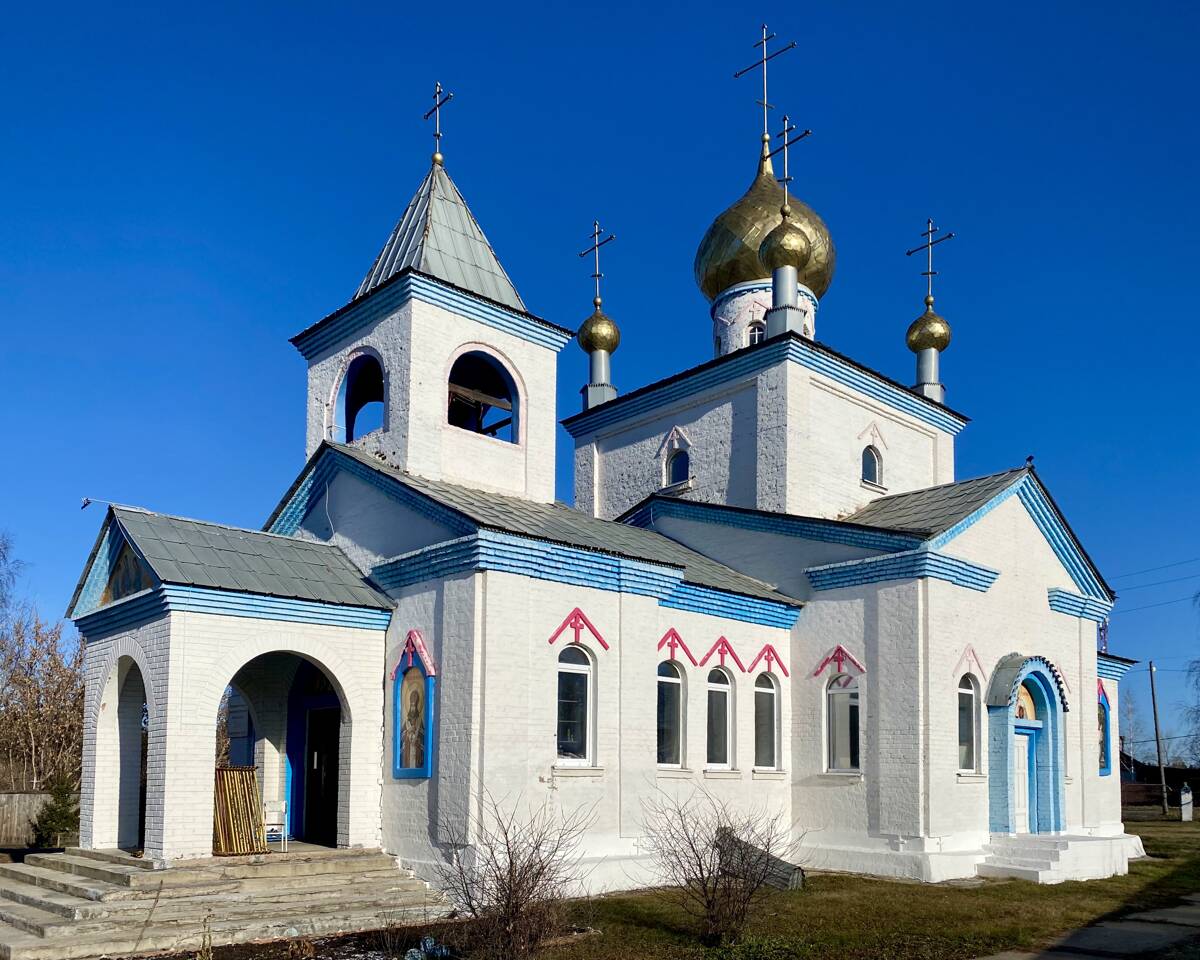 Церковь Михаила Архангела, Нижний Ингаш (Нижнеингашский район, Красноярский край). фасады, Вид с ЮЗ с территории храма