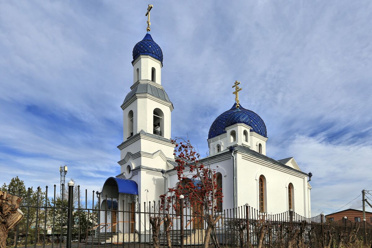 Церковь Успения Пресвятой Богородицы, Таврическое (Таврический район, Омская область). фасады