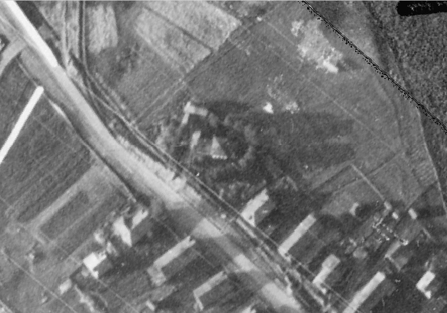 Церковь Виктора мученика, Архангельск (Архангельск, город, Архангельская область). архивная фотография, Старая церковь св. Виктора в Варавино. Немецкий аэрофотоснимок. www.signumtemporis.ru