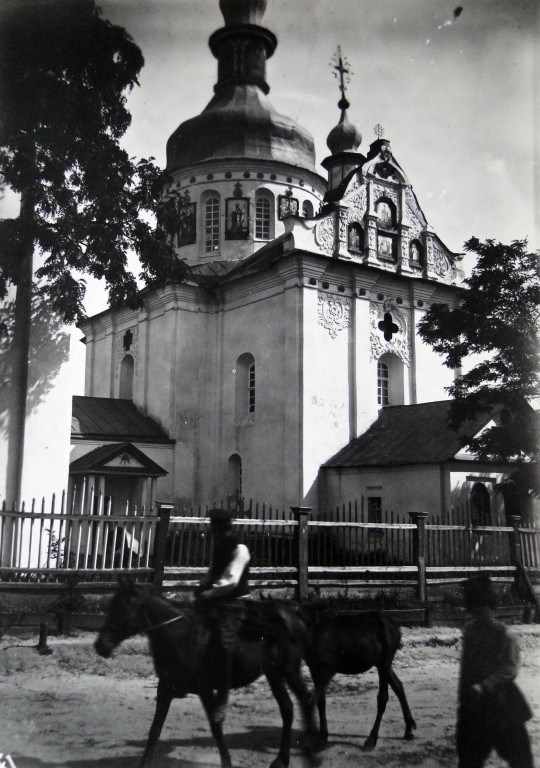 Церковь Благовещения Пресвятой Богородицы (старая), Барышевка (Броварский район, Украина, Киевская область). архивная фотография, Вид с северо-запада. Фото П.Н. Жолтовского, 1931 г.