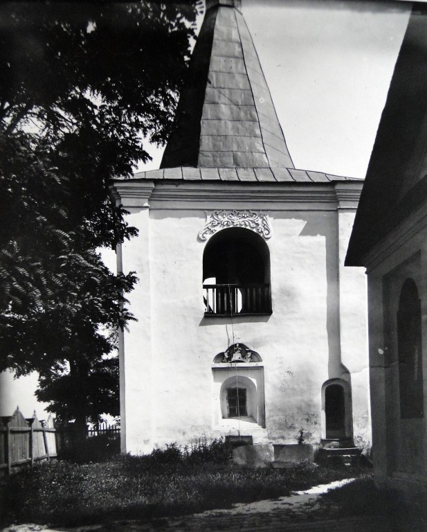 Церковь Благовещения Пресвятой Богородицы (старая), Барышевка (Броварский район, Украина, Киевская область). архивная фотография, Колокольня. Фото П.Н. Жолтовского, 1931 г.