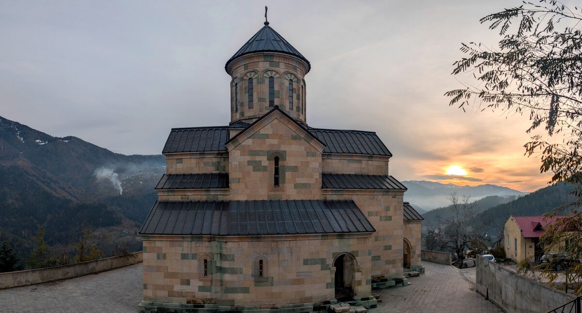 Церковь Андрея Первозванного, Хуло (Аджария, Грузия). фасады