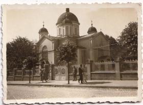 Крагуевац. Церковь Успения Пресвятой Богородицы