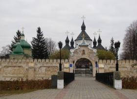 Пляшевая. Свято-Георгиевский мужской монастырь на Казацких могилах